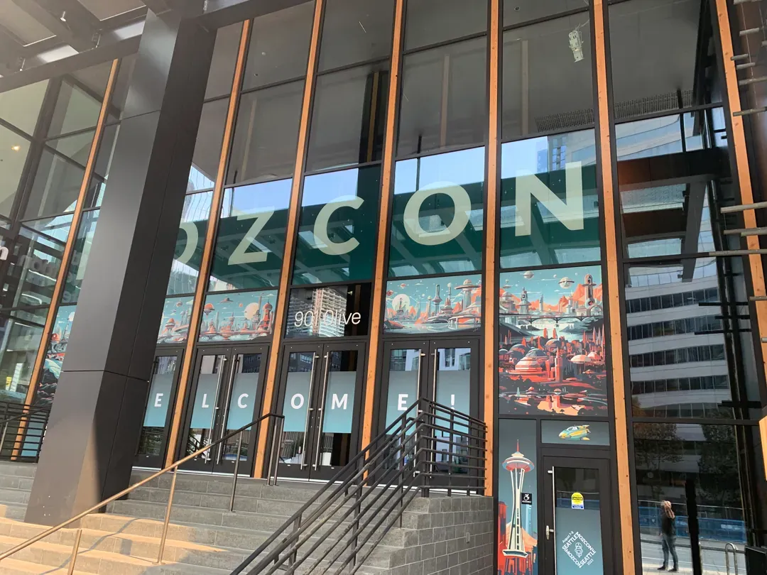 Attendees entering the MozCon 2023 environment